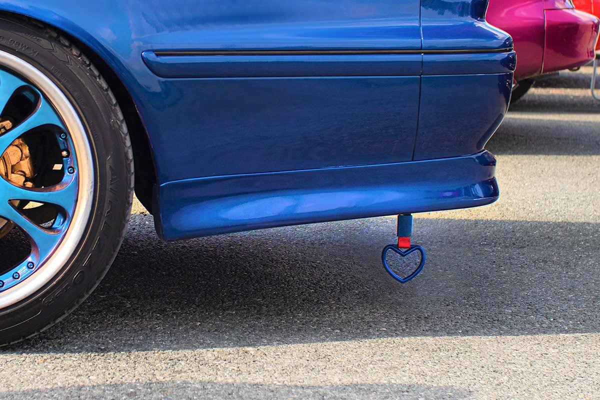 Heart With Horns on a Car: What a Tsurikawa Means