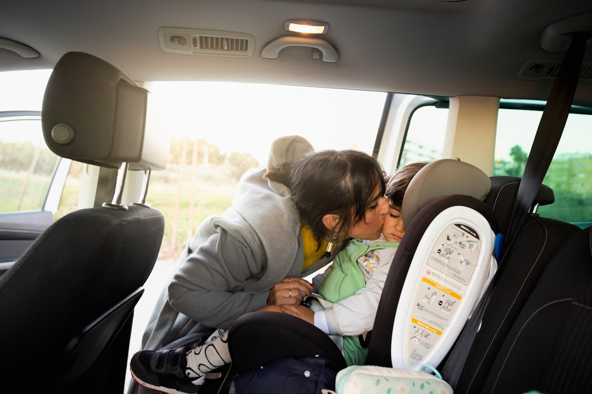 The Hot Mess Mom Look at School Drop-Off We All Share